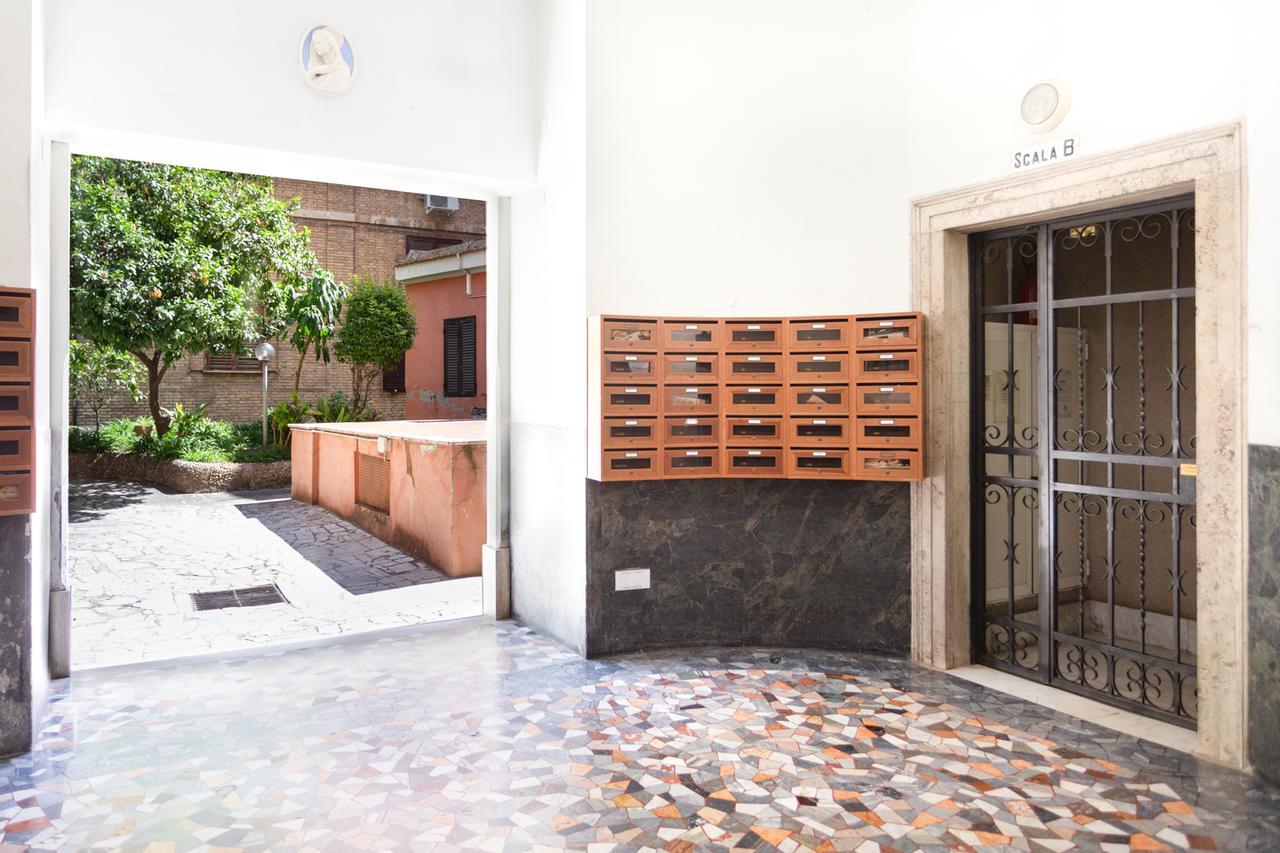 Lilli Vatican White Domus Rome Exterior photo